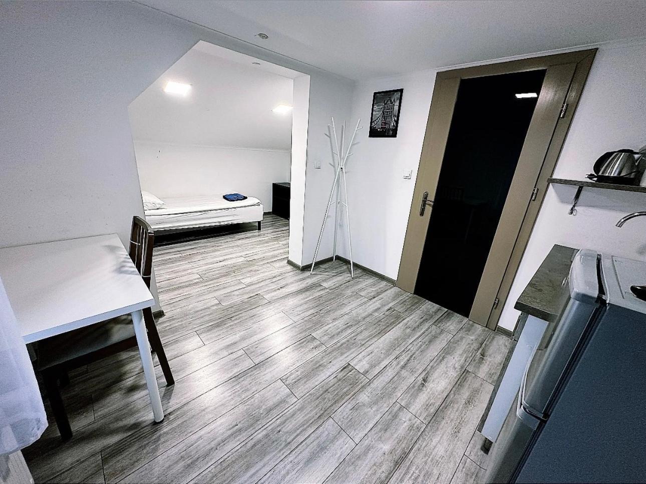Apartamenty Retro Домброва-Гурнича Екстер'єр фото